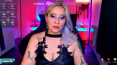Johana S online show from May 27, 10:45 am
