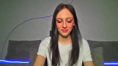 Ivy online show from February 16, 2:13 pm