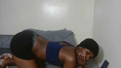 Snapshot of blacky_winndy chatting on October 7, 7:55 pm blacky_winndy online show from October 7, 7:55 pm