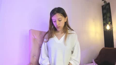 blairandbriar online show from December 1, 2:11 pm