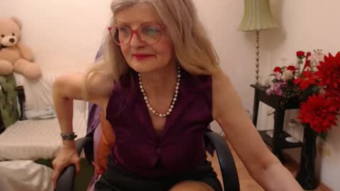 Snapshot of blairfort chatting on March 11, 10:18 am blairfort online show from March 11, 10:18 am