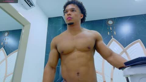 Snapshot of blake_culhane chatting on January 10, 1:29 am BLACKE online show from January 10, 1:29 am