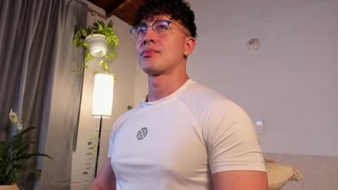 Blake Levi  Independent Model online show from February 8, 11:24 pm