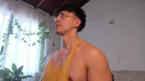 Blake Levi  Independent Model online show from April 4, 4:04 pm