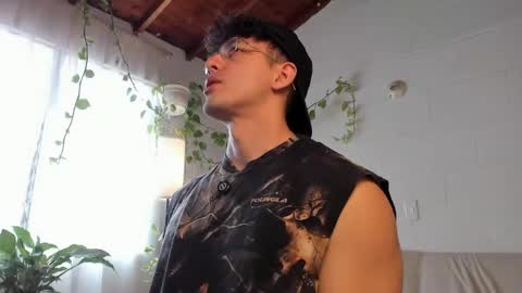 Blake Levi  Independent Model online show from June 8, 3:56 pm