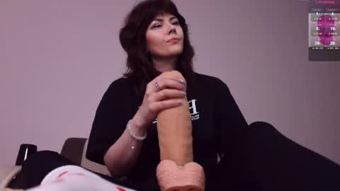 Britney online show from November 12, 11:54 am