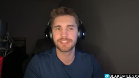 Snapshot of blakemiles2 chatting on March 16, 2:06 am Blake Miles online show from March 16, 2:06 am