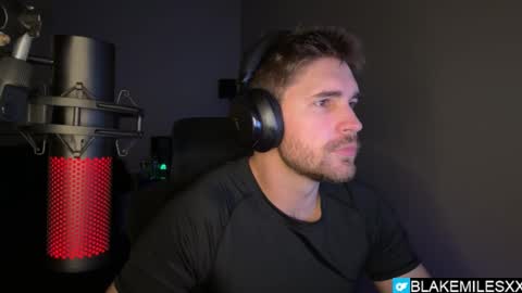 Snapshot of blakemiles2 chatting on March 21, 3:22 am Blake Miles online show from March 21, 3:22 am