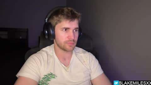 Snapshot of blakemiles2 chatting on April 13, 2:17 am Blake Miles online show from April 13, 2:17 am