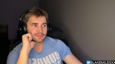 Snapshot of blakemiles2 chatting on May 14, 2:18 am Blake Miles online show from May 14, 2:18 am