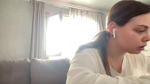 Angel online show from June 29, 10:15 am