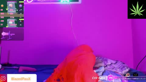 Pau online show from November 15, 9:17 am