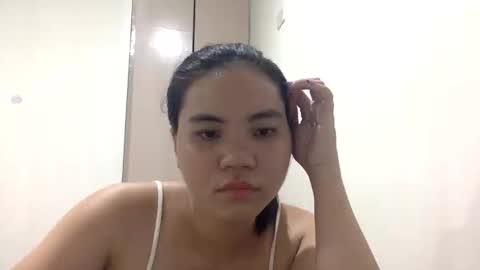 Snapshot of blessed774346 chatting on April 13, 1:49 pm blessed774346 online show from April 13, 1:49 pm