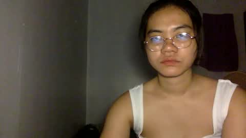 Snapshot of blessed774346 chatting on May 1, 6:12 pm blessed774346 online show from May 1, 6:12 pm