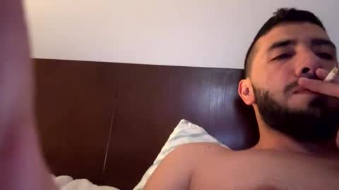 blessedguy_1 online show from May 26, 3:24 am