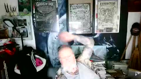 blindsurfer780299 online show from December 2, 11:37 am