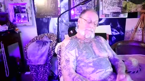 blindsurfer780299 online show from July 17, 8:43 am