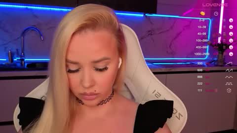 Lana online show from September 13, 9:03 pm