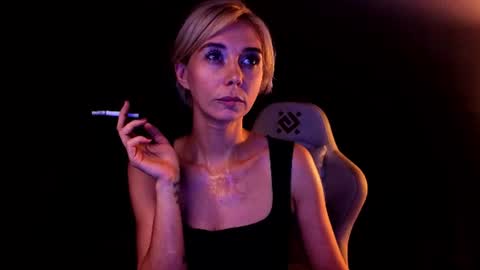 blond_ice_ann online show from July 26, 7:54 pm