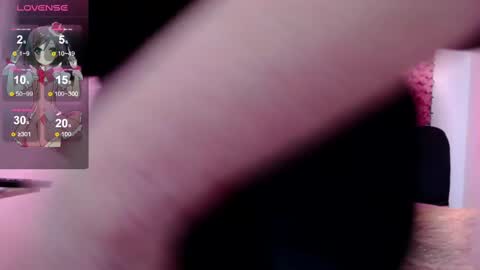 blonde_squirt_ online show from February 22, 5:34 am