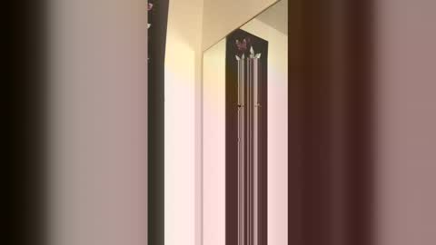 Snapshot of blondebunny999 chatting on February 12, 2:39 am blondebunny999 online show from February 12, 2:39 am