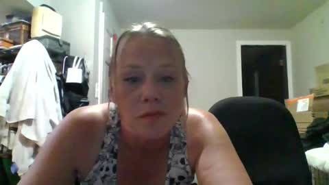 blondetoplease online show from May 24, 7:02 am