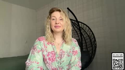 blondie_xoxoxo online show from April 13, 9:48 am