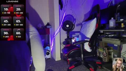 Bubbles online show from April 7, 6:19 pm