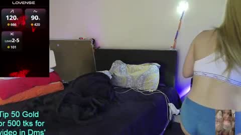 Bubbles online show from June 18, 10:14 pm