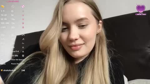 Blondy bunny online show from March 5, 5:14 am