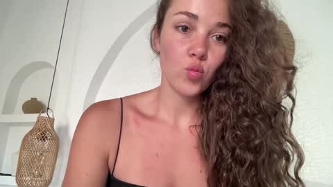 Emma Bloom online show from February 18, 12:17 am