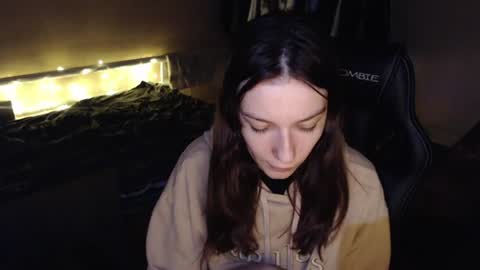 blue__velvet_ online show from June 16, 7:16 pm
