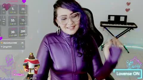 Snapshot of blue_dance chatting on April 12, 4:50 am susan online show from April 12, 4:50 am