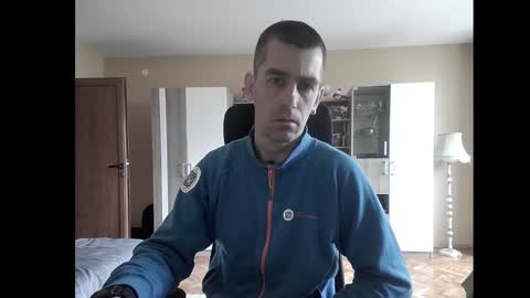 Runaway online show from December 13, 8:51 am