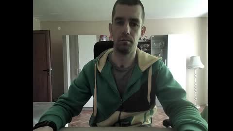 Runaway online show from January 1, 8:02 am