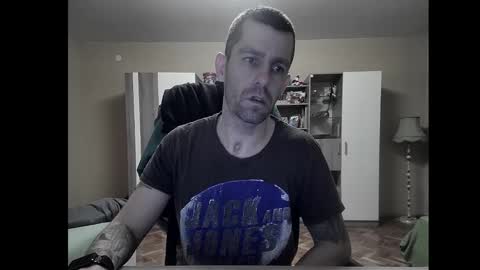 Runaway online show from January 2, 7:29 pm