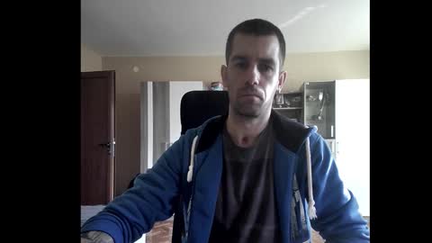 Runaway online show from October 22, 6:24 am