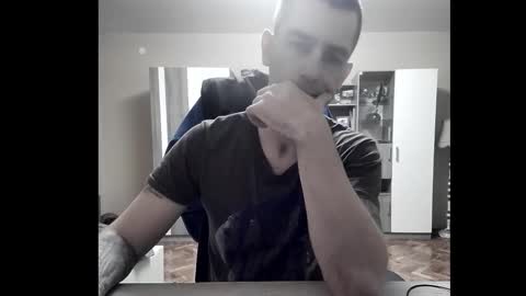 Runaway online show from November 8, 7:23 pm