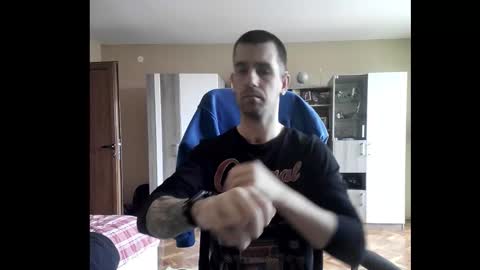 Runaway online show from February 7, 9:24 am