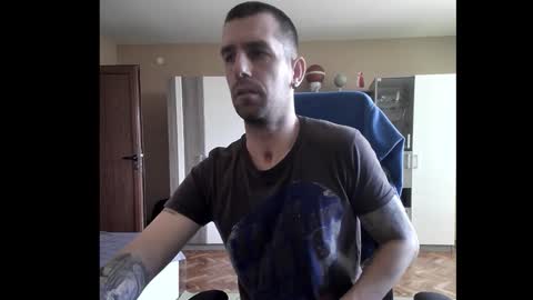 Runaway online show from March 4, 12:33 pm