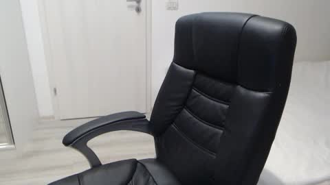 Juliet online show from December 18, 5:19 pm