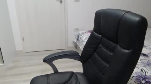 Juliet online show from February 9, 5:17 pm