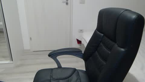 Juliet online show from February 10, 6:01 pm