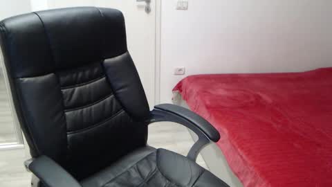 Juliet online show from March 20, 5:07 pm