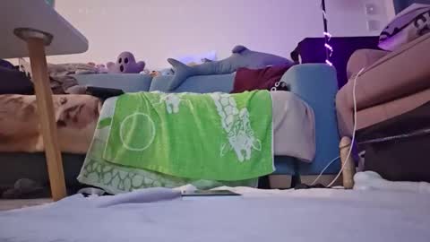 bluealpakka online show from December 21, 4:03 pm