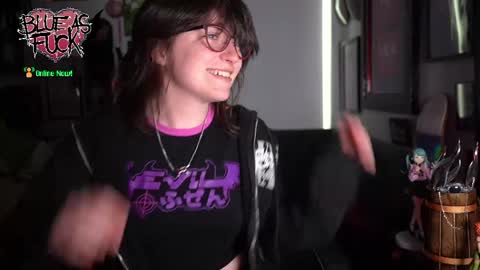 Blue online show from May 27, 2:41 am