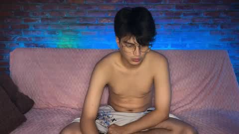 Snapshot of bluedaan chatting on May 21, 2:29 am Daan online show from May 21, 2:29 am