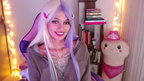 Im Abril .. Nice to meet you  thumb up me please its important  INDEPENDENT MODEL online show from November 14, 1:15 am