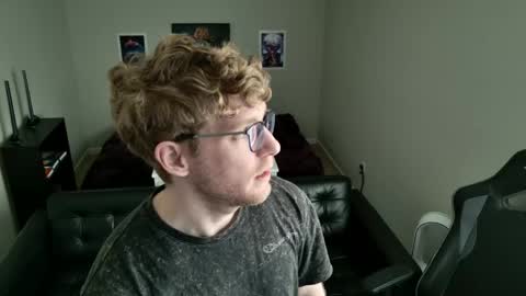 blueeyedtallguy online show from March 23, 9:19 pm