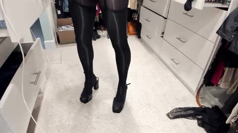 Snapshot of bluekenyi88 chatting on January 31, 10:21 pm Blue Kenyi online show from January 31, 10:21 pm